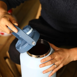 Why Insulated Hot Water Jugs Matter in Today’s Market